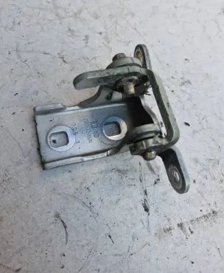 Opel Insignia A Front door upper hinge