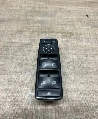 Mercedes-Benz C W204 Electric window control switch A2128208210 90169091751633