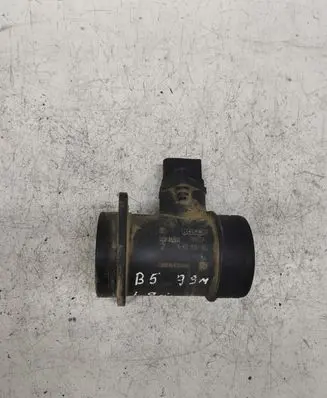 Volkswagen PASSAT B5 Mass air flow meter 0281002216