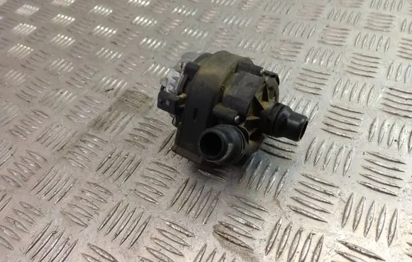 BMW X3 G01 Electric auxiliary coolant/water pump 8663248 0392024082