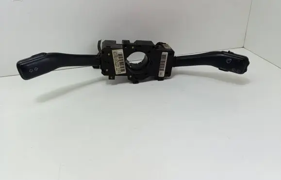 Volkswagen Golf IV Wiper turn signal indicator stalk/switch 4B0953503H