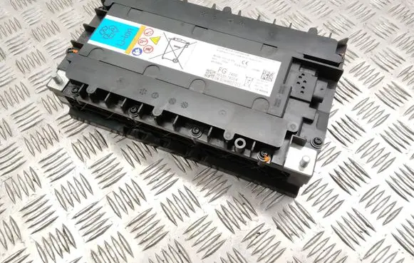 Suzuki SX4 S-Cross Hybrid / electric car battery 9652074SE4