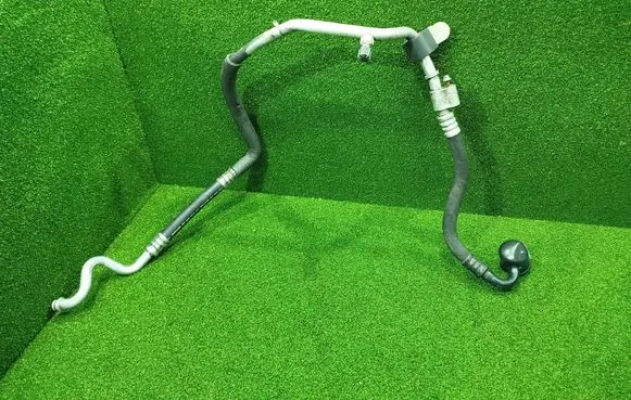 Air conditioning (A/C) pipe/hose