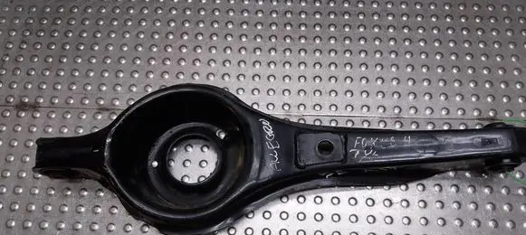 Rear control arm