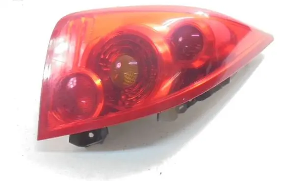 Nissan Primera Rear/tail lights