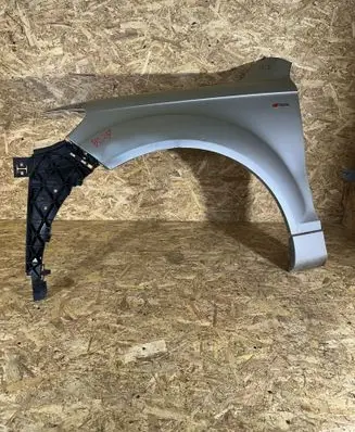 Audi Q7 4L Fender