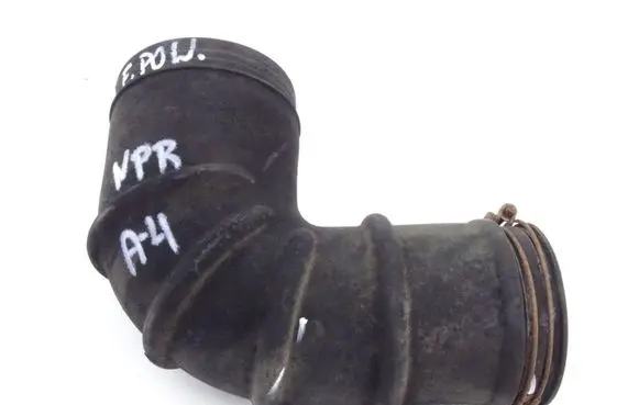 Isuzu N Series Air intake duct part 898048137R-1