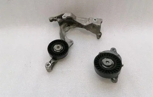 Mercedes-Benz C W205 Air conditioning compressor pulley A1772420200