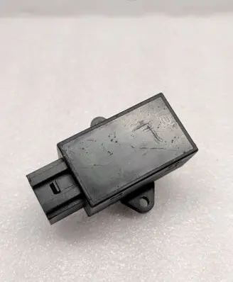 Volkswagen Touareg I Seat heating relay 7L0959772D