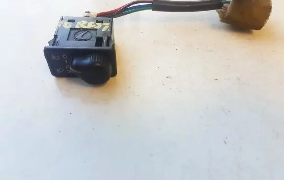 Subaru Forester SF Headlight level height control switch