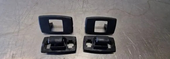 Sun visor clip/hook/bracket