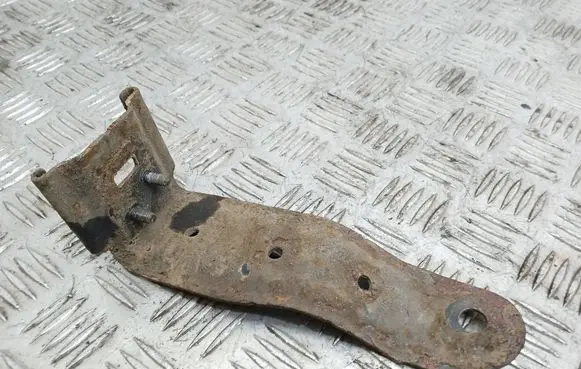 Volvo XC60 Fuel filter bracket/mount holder 