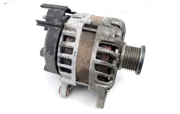 Nissan Juke II F16 Generator/alternator 231009092R 20067 2722632220058184