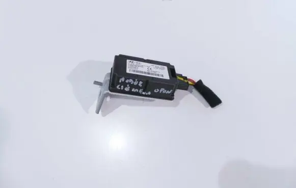 KIA Optima Tire pressure sensor 958004U600