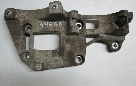 Volkswagen Eos Generator/alternator bracket 06F903143F