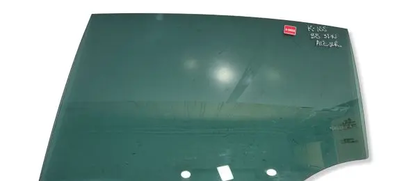 Volkswagen PASSAT B8 Rear door window glass 3G5845025A
