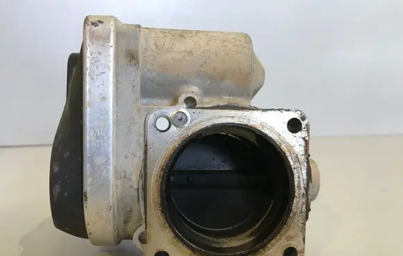 Seat Toledo I (1L) Throttle valve 310028 16032088 SB021AZ09