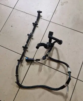 Fuel return line/hose
