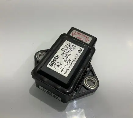 Mercedes-Benz E W211 ESP acceleration yaw rate sensor A0025426618 0019685 0265005246