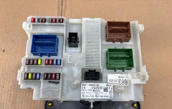 Ford S-MAX Comfort/convenience module BG9T14A073BL 97RI010012 LTQF01125TP