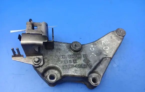 Mercedes-Benz C W204 Other engine part A6510940039 3Q02 11387010211