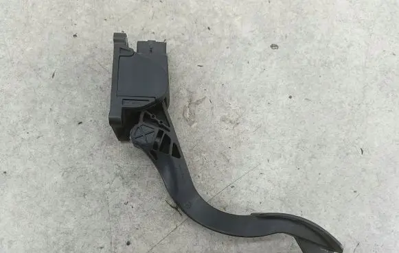 Citroen C4 Grand Picasso Accelerator throttle pedal 