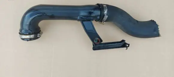 Nissan Juke I F15 Intercooler hose/pipe