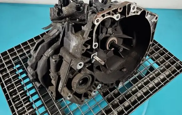 Suzuki SX4 Manual 5 speed gearbox 79JA IMPRK1538488