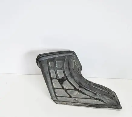 Volkswagen Touran I Other engine bay part 1021300S01