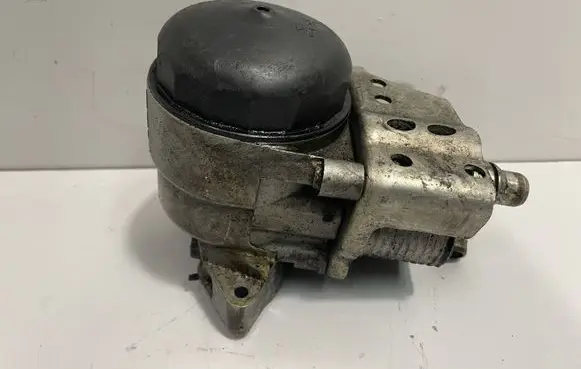 BMW 3 E90 E91 Engine oil radiator 7505203