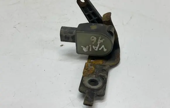 Audi A6 S6 C6 4F Headlight/headlamp level sensor 1T0907503 6PM00873900