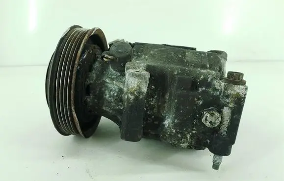Toyota Yaris Air conditioning (A/C) compressor (pump) 447220-6532
