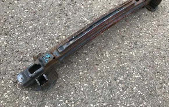 Hyundai Santa Fe Front bumper cross member