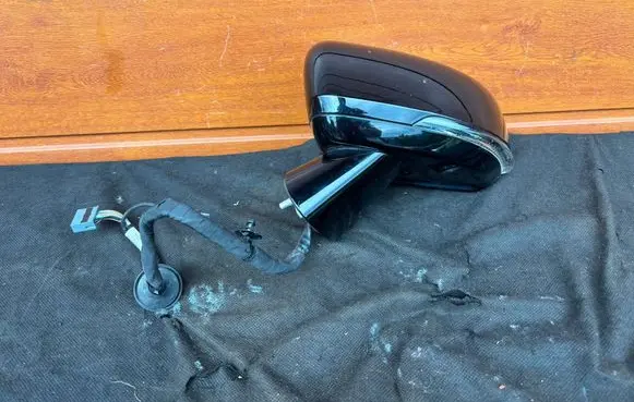 Volvo V60 Front door electric wing mirror