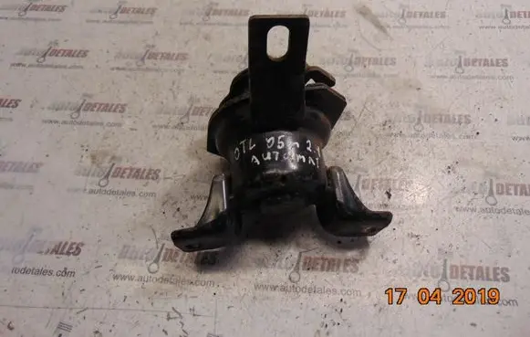 Mitsubishi Outlander Engine mount bracket