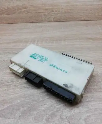 BMW 5 E39 Central body control module 8381963 60837710