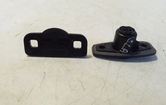 Volkswagen Sharan Sliding door lock loop/hook striker 7N0843843A 7N0843639