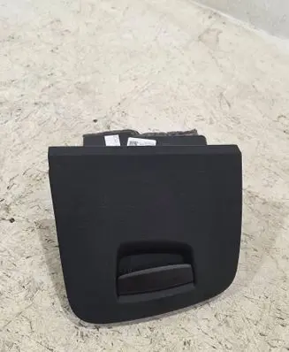 BMW 5 G30 G31 Glove box 7948716