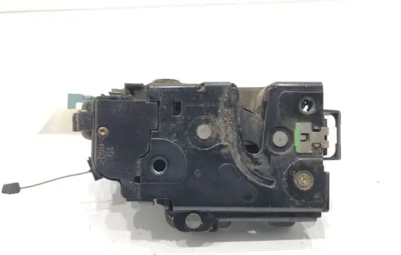 Seat Altea Rear door lock 7L0839015