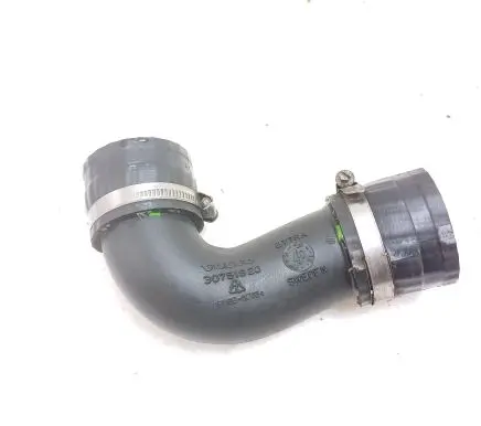 Volvo XC70 Intercooler hose/pipe 30751920