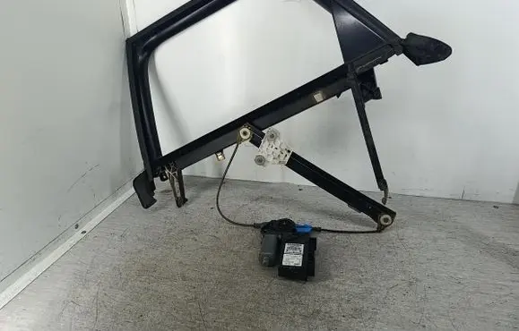 Audi A4 S4 B7 8E 8H Rear door window regulator with motor 