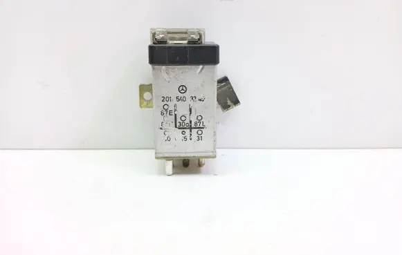 Mercedes-Benz C W202 Other relay 897162