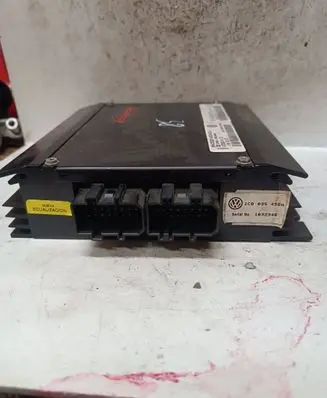 Volkswagen Golf IV Sound amplifier 1C0035456A 1032346