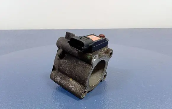 Intake resonator