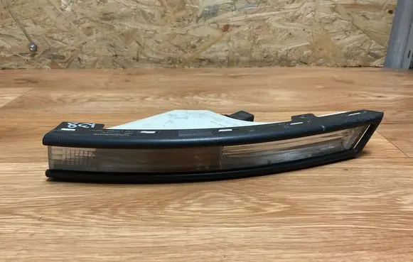 Volkswagen PASSAT B6 Front indicator light 3C0807717