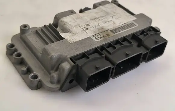 Citroen C4 I Engine control unit/module 9657489480 C41095 203100237