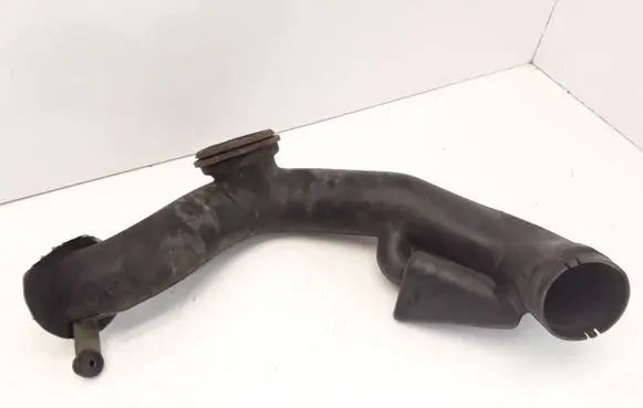 Ford Maverick Air intake hose/pipe YL8U9F843CH