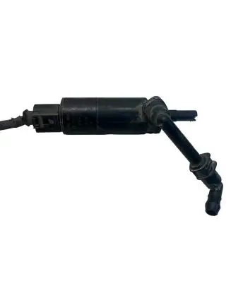 Volkswagen Golf V Headlight washer pump 3B7955681