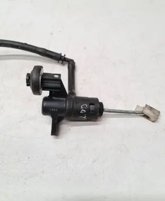Audi A4 S4 B7 8E 8H Clutch master cylinder 8E1721401AJ