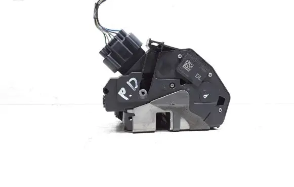 Volvo V60 Front door lock 31301740